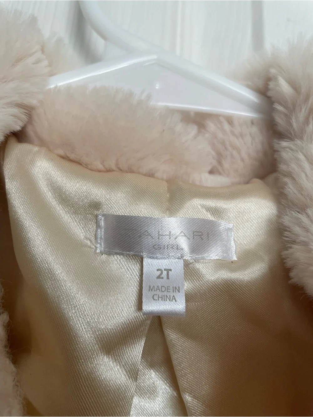 Tahari Girl 2T Little Girls Cream Bouclé Pea Coat with Faux-Fur Collar